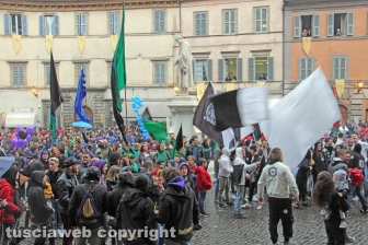 Pioggia e pugnaloni