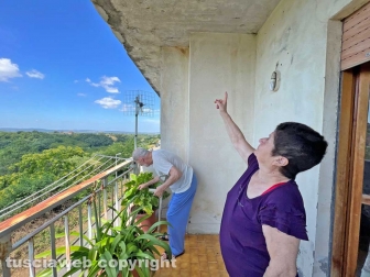“Piove in casa da 7 mesi ma l’Ater non fa niente..."