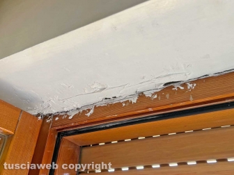 “Piove in casa da 7 mesi ma l’Ater non fa niente..."