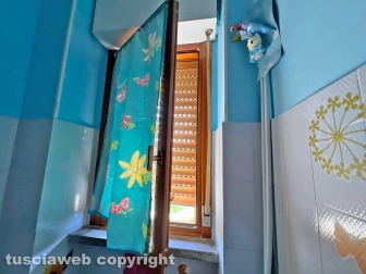 “Piove in casa da 7 mesi ma l’Ater non fa niente..."