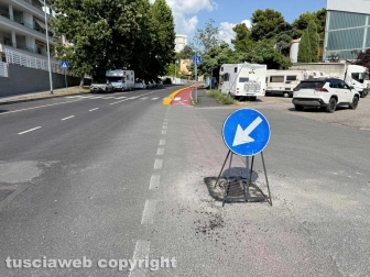 Viterbo - La pista ciclabile con topino aperto vicino al palazzetto dell sport