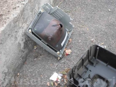 Televisore cannibalizzato