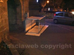 Porta Fiorentina ridotta a discarica