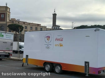 Viterbo - I camion del viaggio della fiamma olimpica a piazza del Sacrario