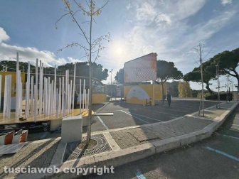 Viterbo - Prende forma il palco del viaggio della fiamma olimpica a piazza del Sacrario