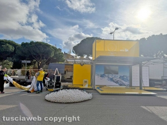 Viterbo - Prende forma il palco del viaggio della fiamma olimpica a piazza del Sacrario