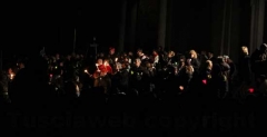 Il vescovo parla ai fedeli