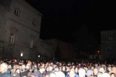 I fedeli in piazza