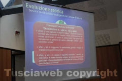 Le slides proiettate dall\'accusa in aula
