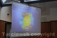 Le slides proiettate dall\'accusa in aula