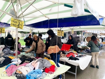 Viterbo - Prova generale con lo spostamento del mercato del sabato a pizza della Rocca