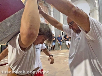 Viterbo - Prove di recupero di portata dei Facchini di Santa Rosa