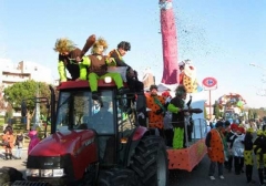 La sfilata di carri a Tarquinia