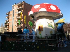 La sfilata di carri a Tarquinia