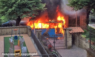Pullman Cotral in fiamme
