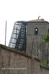 Quando Ali di luce crollò sul campanile