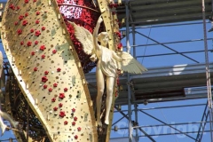 Il montaggio della macchina di Santa Rosa - Quasi pronta Fiore del cielo