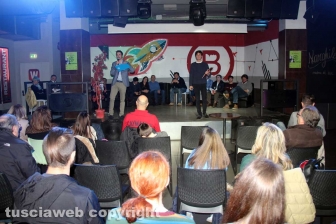 Elezioni regionali, incontro in discoteca
