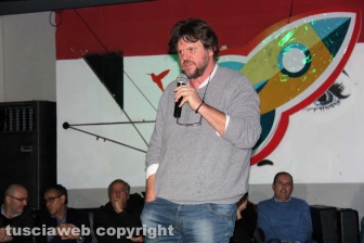 Elezioni regionali, incontro in discoteca