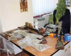 Il materiale sequestrato