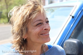 Insieme per Francesca - Raccolta firme fuori dal tribunale di Viterbo - La madre di Francesca, Laura Tramma