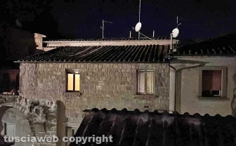 Viterbo - L'appartamento della donna aggredita dal cane