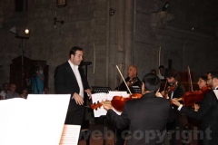 Ramin Bahrami diverte e si diverte