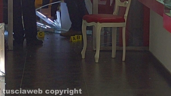 Viterbo - Rapina alla gioielleria Bracci