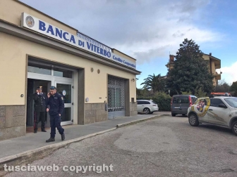 Viterbo - Rapina in banca a Villanova - L'intervento dei carabinieri