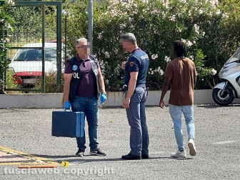 Viterbo - Rapina distributore