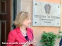 Pistola in pugno rapinano supermercato