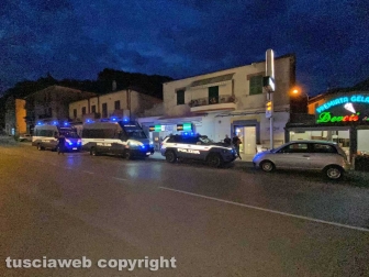 Rave - La polizia a Valentano per lo sgombero