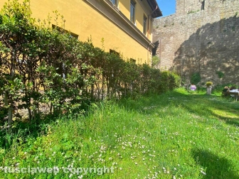 Riapre il giardino Lubich