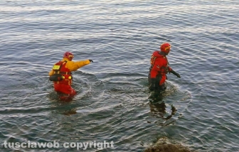 Lago di Bolsena - Le ricerche del disperso - I vigili del fuoco