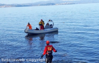 Lago di Bolsena - Le ricerche del disperso - I vigili del fuoco