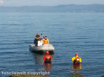 Lago di Bolsena - Le ricerche del disperso - I vigili del fuoco