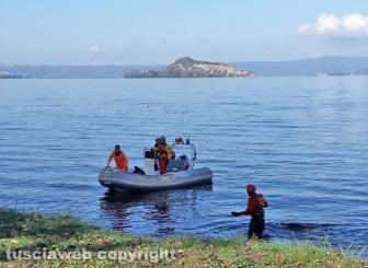Lago di Bolsena - Le ricerche del disperso - I vigili del fuoco