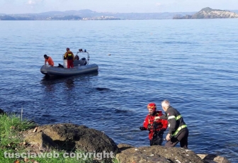 Lago di Bolsena - Le ricerche del disperso - I vigili del fuoco