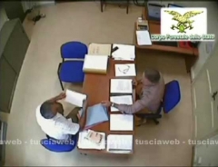 Rifiuti e appalti, 12 arrestati -  Le immagini dell\'operazione della Forestale-2012-10-23-a-12-37-28
