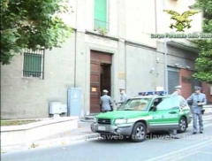 Rifiuti e appalti, 12 arrestati -  Le immagini dell\'operazione della Forestale