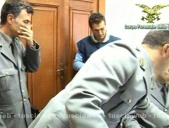 Rifiuti e appalti, 12 arrestati -  Le immagini dell\'operazione della Forestale