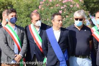 Viterbo - La protesta dei sindaci alla discarica