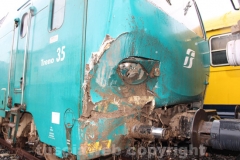 Rimosso il treno deragliato