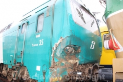 Rimosso il treno deragliato