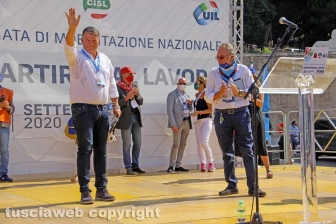 Ripartire dal lavoro