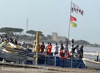 Ritrovato il corpo del ragazzo disperso in mare
