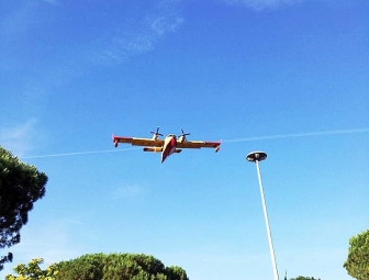 Viterbo - Vastissimo incendio a Sant'Angelo di Roccalvecce, paese evacuato