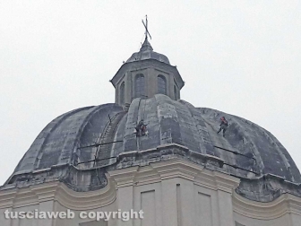 Rocciatori sulla cupola di Santa Margherita
