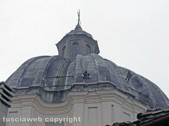 Rocciatori sulla cupola di Santa Margherita