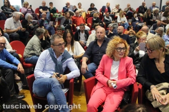 Sabina Guzzanti ai Pirati della bellezza